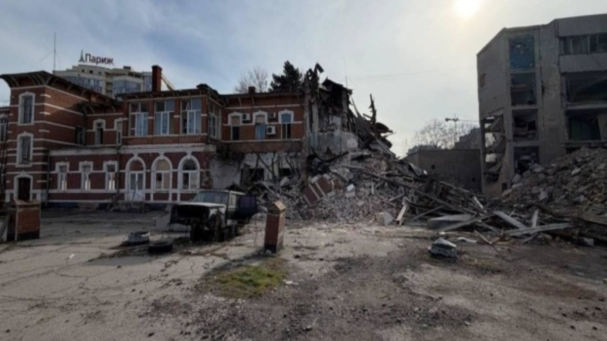 В Одесі на Французькому бульварі нищать історичну споруду