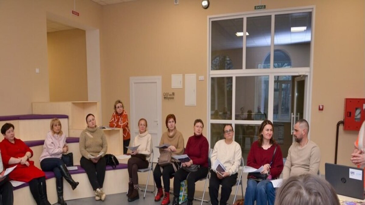 Як зберігати спокій та бути опорою для дітей — зустріч у науковому ліцеї Кам’янського