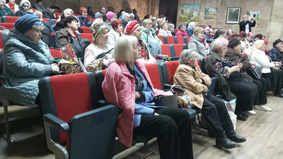 Від вшанування класиків до музичних вітань: весняні посиденьки в музеї історії міста