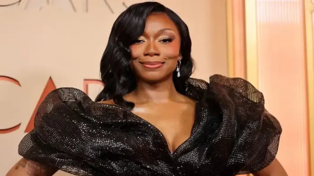 Українська мода на “Оскарі-2026”: акторка Шейна Макгейл обрала сукню від одеської дизайнерки