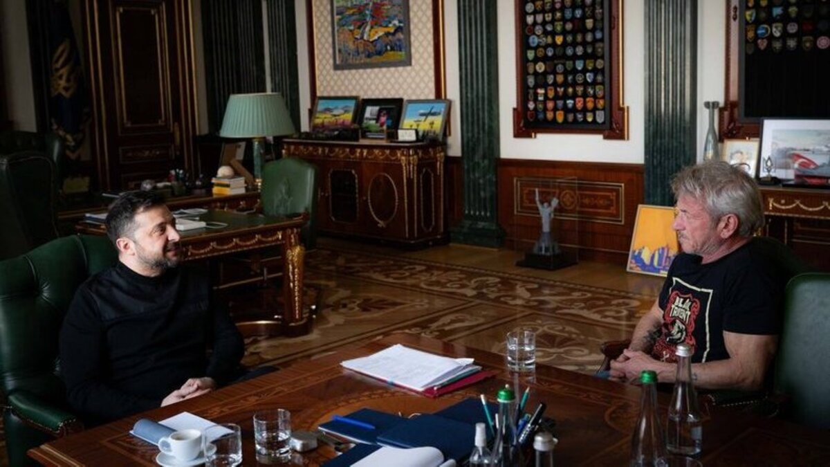 Шон Пенн знову прибув до України: замість “Оскара” — потяг до Києва