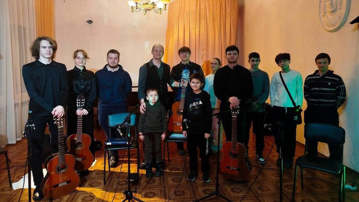 У Кам’янському виступив квартет гітаристів “KGQuartet”