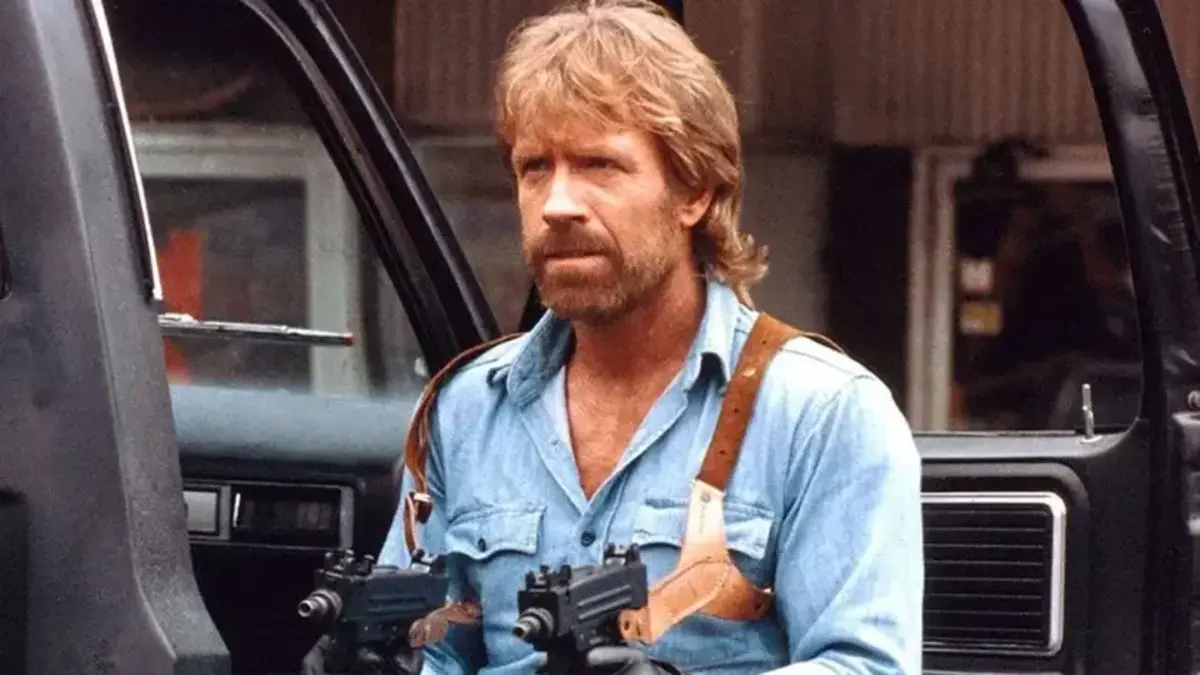 Легендарному Чаку Норрісу — 86: тренування замість святкового торта