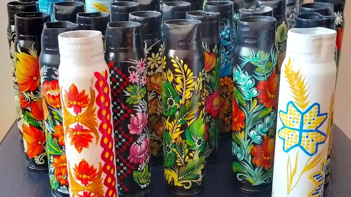 Відгомін війни в розквіті барв та імен у музеї історії міста