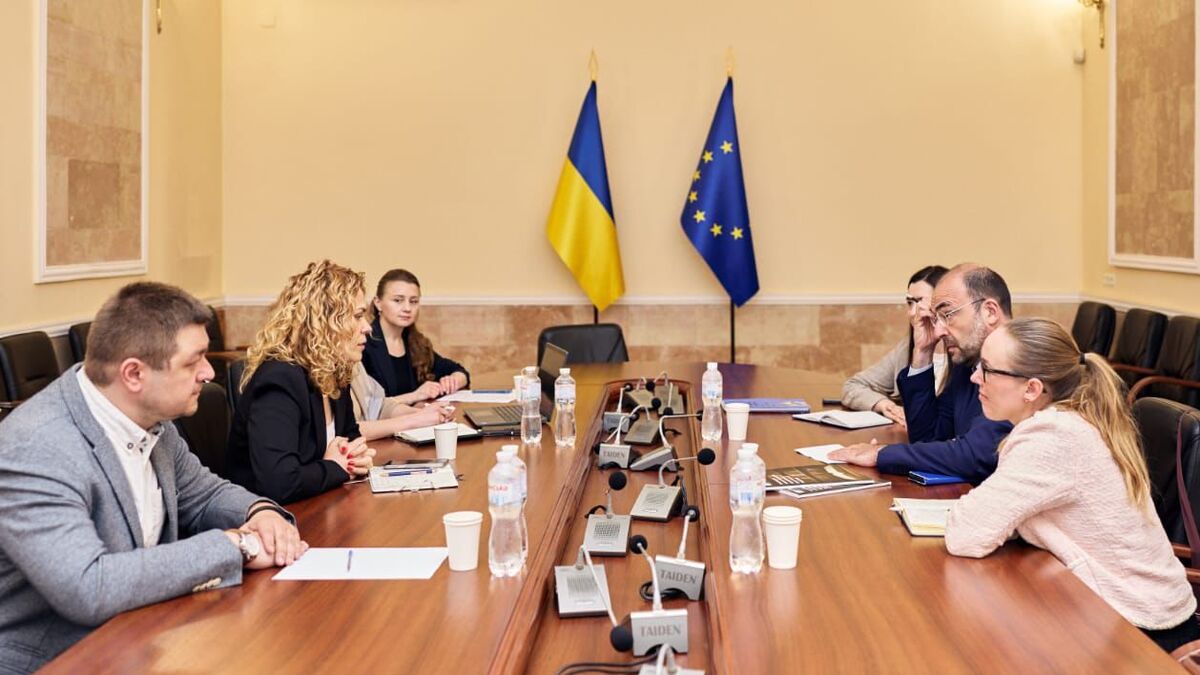 Минкультуры Украины и ЮНЕСКО усиливают сотрудничество для защиты культуры и журналистов