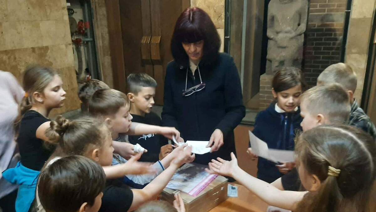 Юные археологи в музее истории города разгадывали секреты Древней Степи