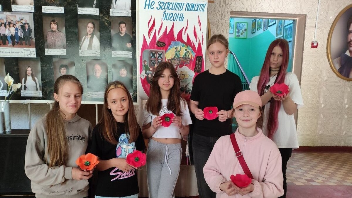 В Каменской школе искусств №3 почтили День памяти и победы