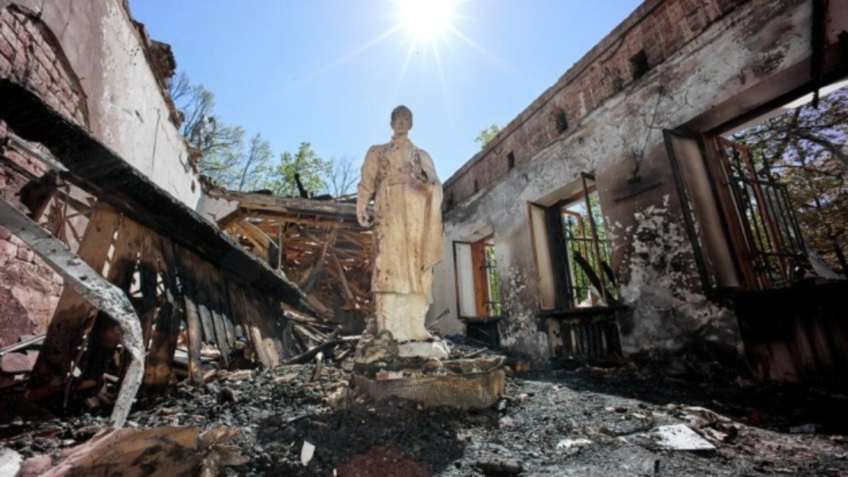  З музейних фондів Харківщини вивезли понад 100 тисяч цінних предметів