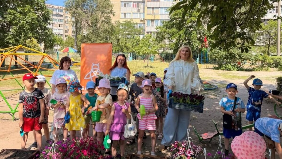 У дитячому садку “Попелюшка” малечу долучали до благоустрою та любові до природи