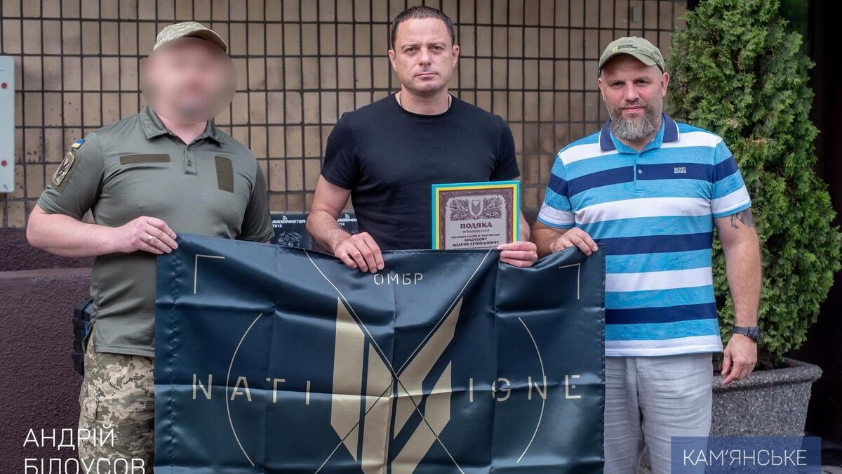 Андрей Белоусов и общественная организация «Бджола» передали очередную партию помощи на фронт