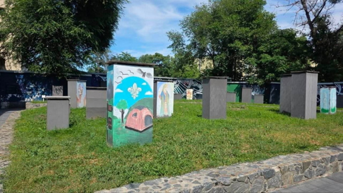 В Днепровском историческом музее усилили защиту уникальной коллекции «каменных баб»
