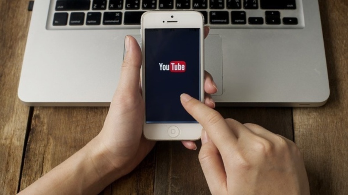 Youtube в Украине заблокировал каналы артистов, поддерживающих российскую агрессию