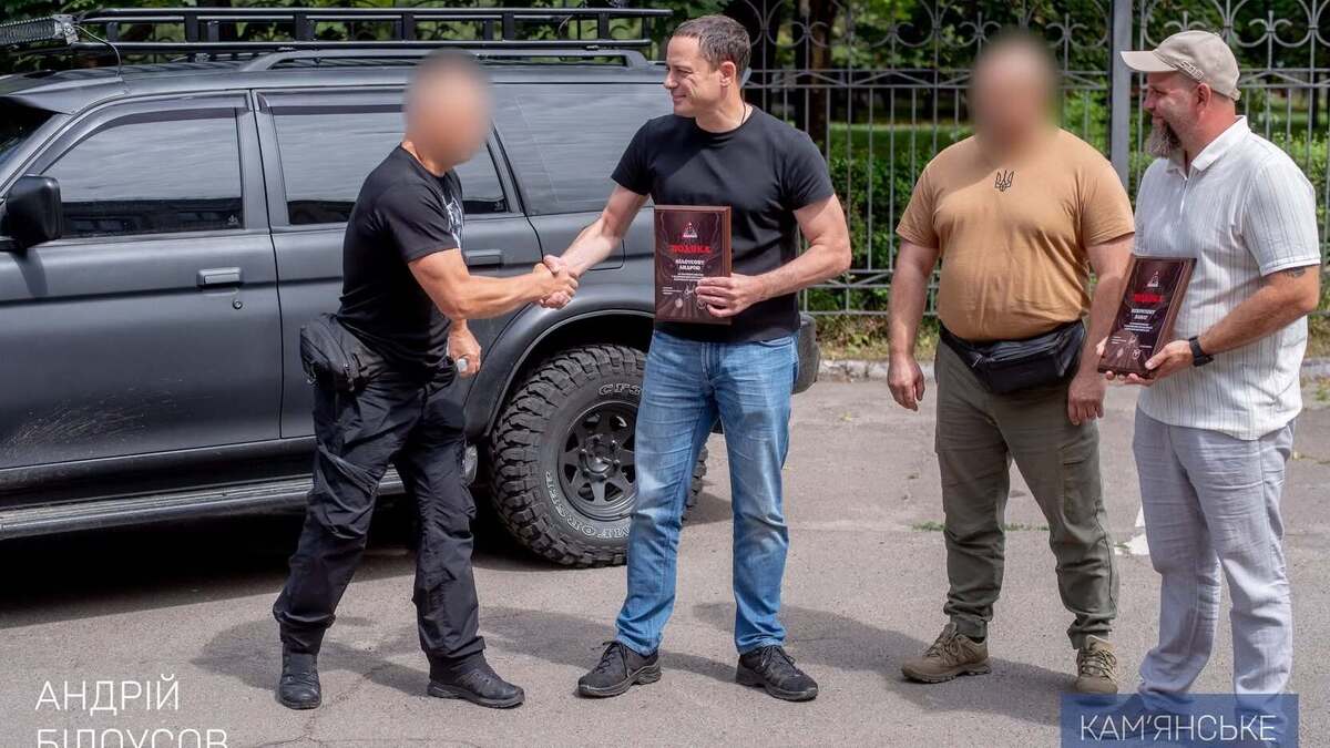 Надійна підтримка фронту:  для спецпідрозділу “КРАКЕН” відновили автомобіль