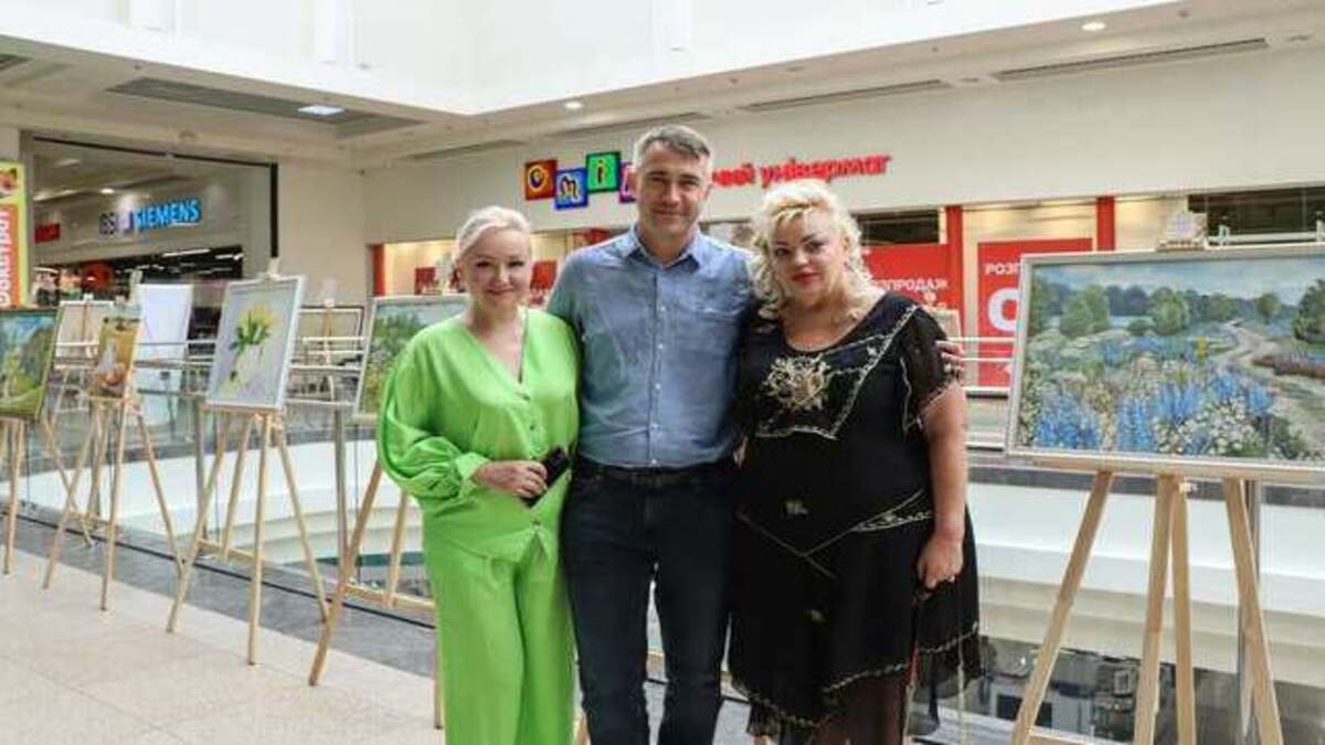 У Дніпрі відкрилася  виставка картин, що дарують спокій