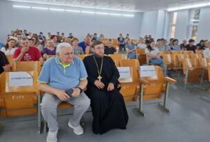 Музика, теплі слова та гостинці: у міській лікарні влаштували свято до Дня Незалежності