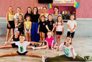У Камʼянській школі мистецтв №2 до Дня молоді пройшов хореографічний майстер-клас