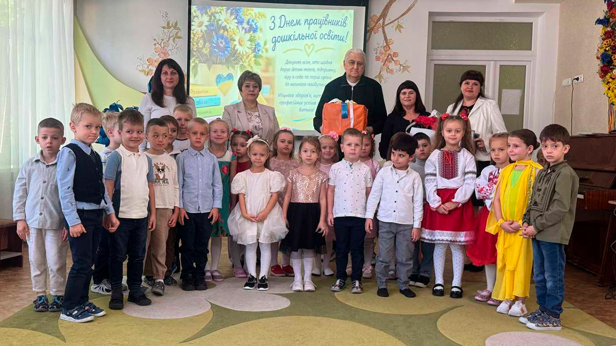 Творчість та підтримка: ГО “Бджола” завітала до школи “Волошка”